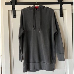 Aerie grey hooded sweatshirt